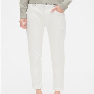NWOT Gap Girlfriend jeans - 0/25 petite